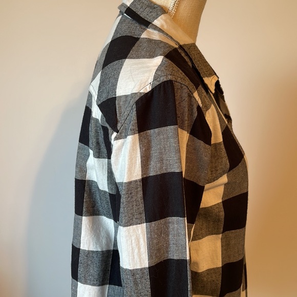 NWT SONOMA Long Sleeved Buttoned Down Shirt - Picture 7 of 16